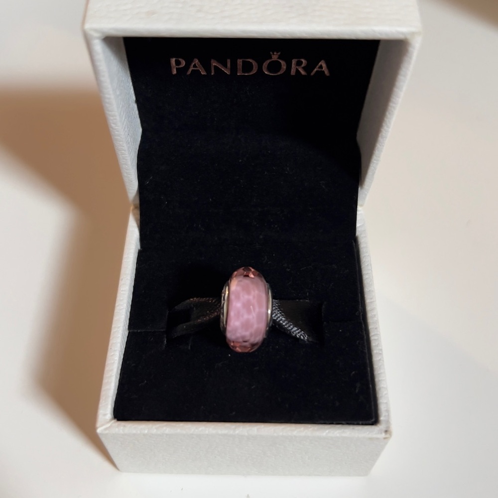 PANDORA Retired Silver Faceted Murano Glass Bead Charm
925 ALE